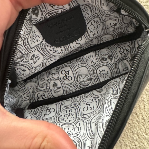 Diptyque Black makeup Bag - Picture 3 of 3